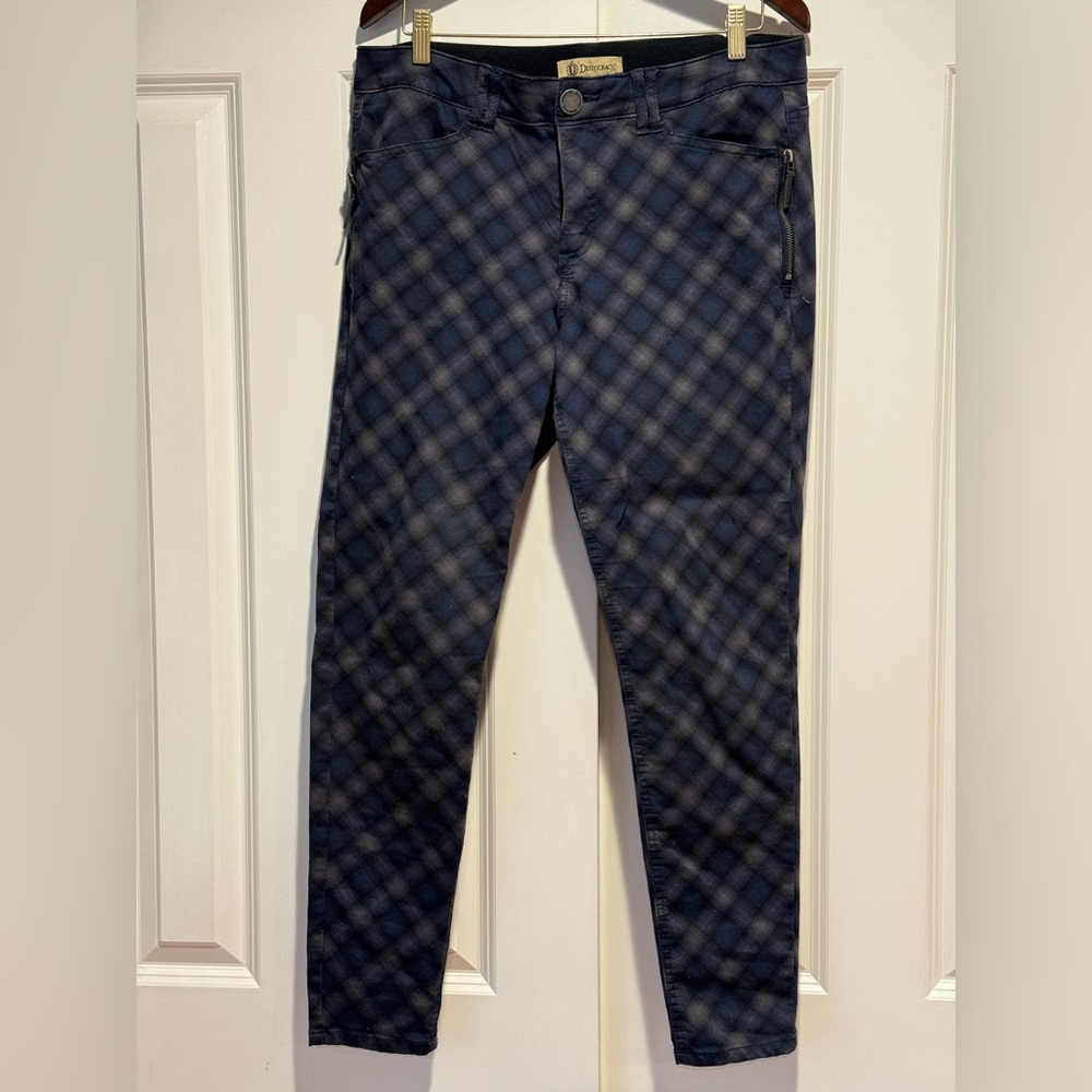 Democracy Ab Technology Pants